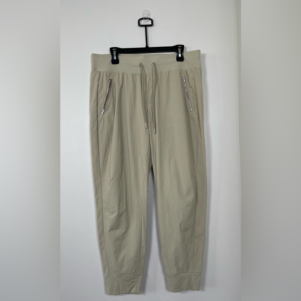 Athleta Trekkie North Jogger Pants Women's Cream Beige Size 14